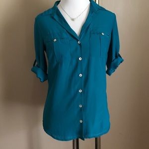 H&M button down top